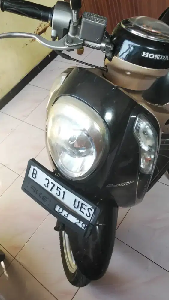 Scoopy 2015 warna coklat gloosy