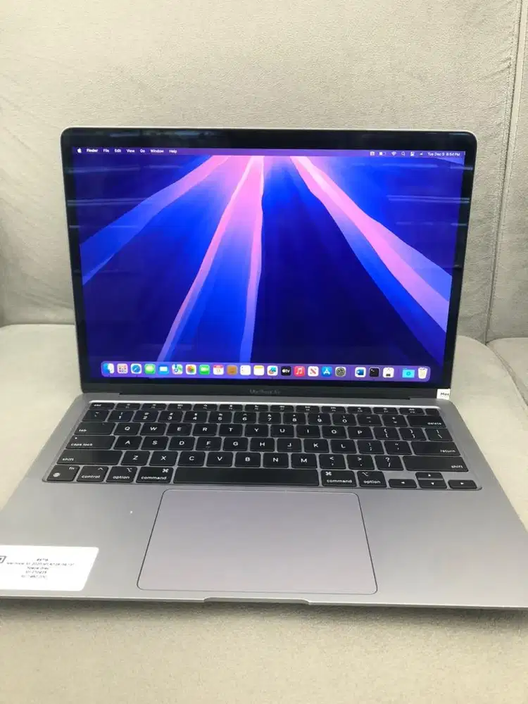 MACBOOK AIR 2020 RAM 8/128GB