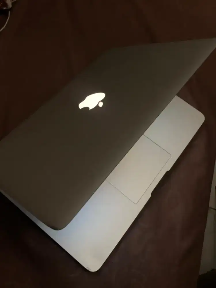 LAPTOP MACBOOK AIR (13INCH, MID 2012)