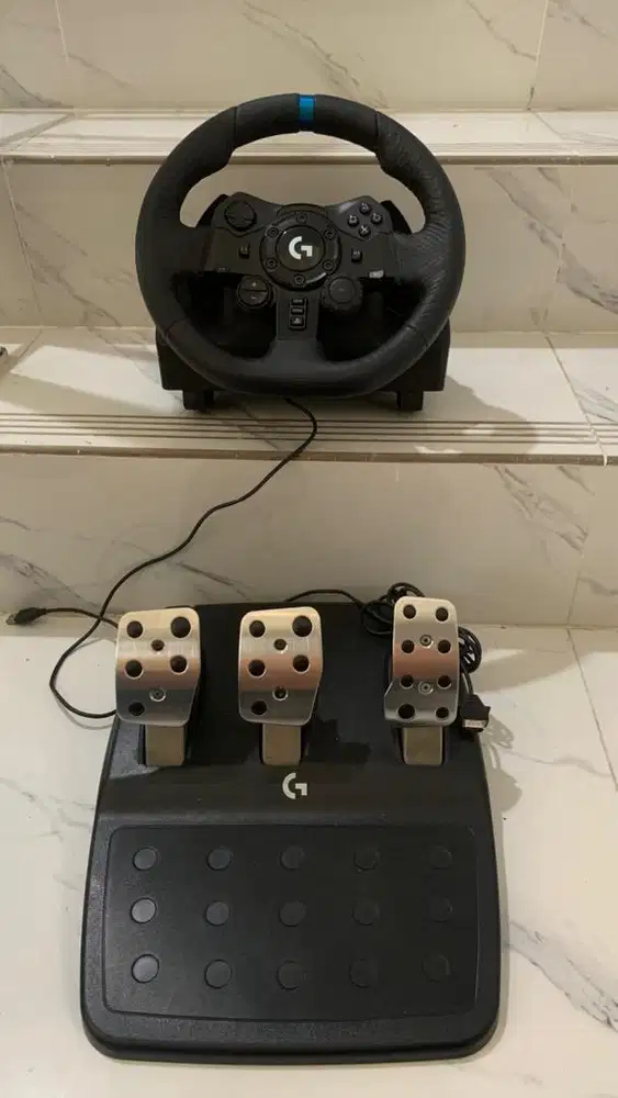 Logitech G923 + driving shifter + PXN-A9 wheel stand