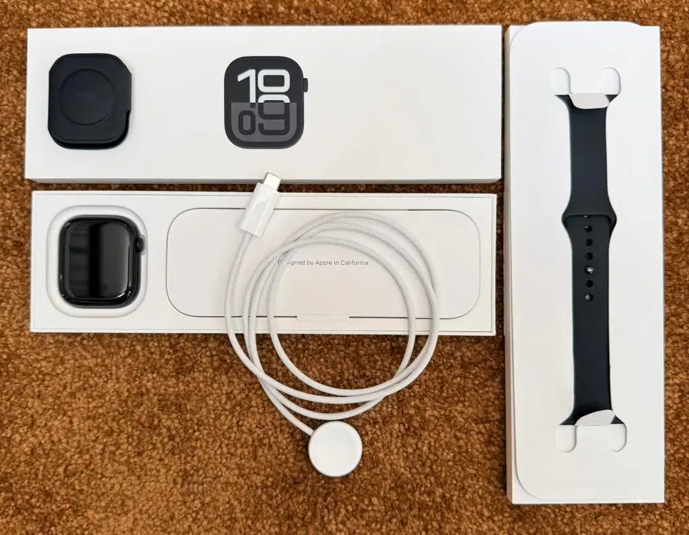Dijual Apple Watch Series 10 46 mm Black