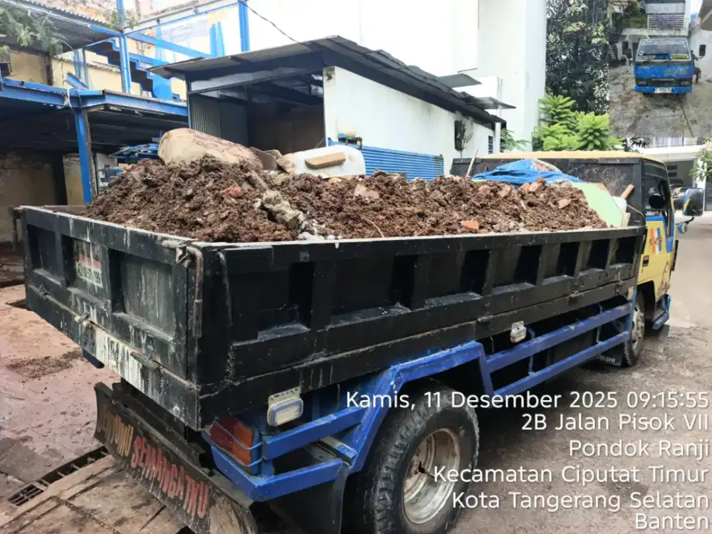 Jasa angkut puing dan tanah
