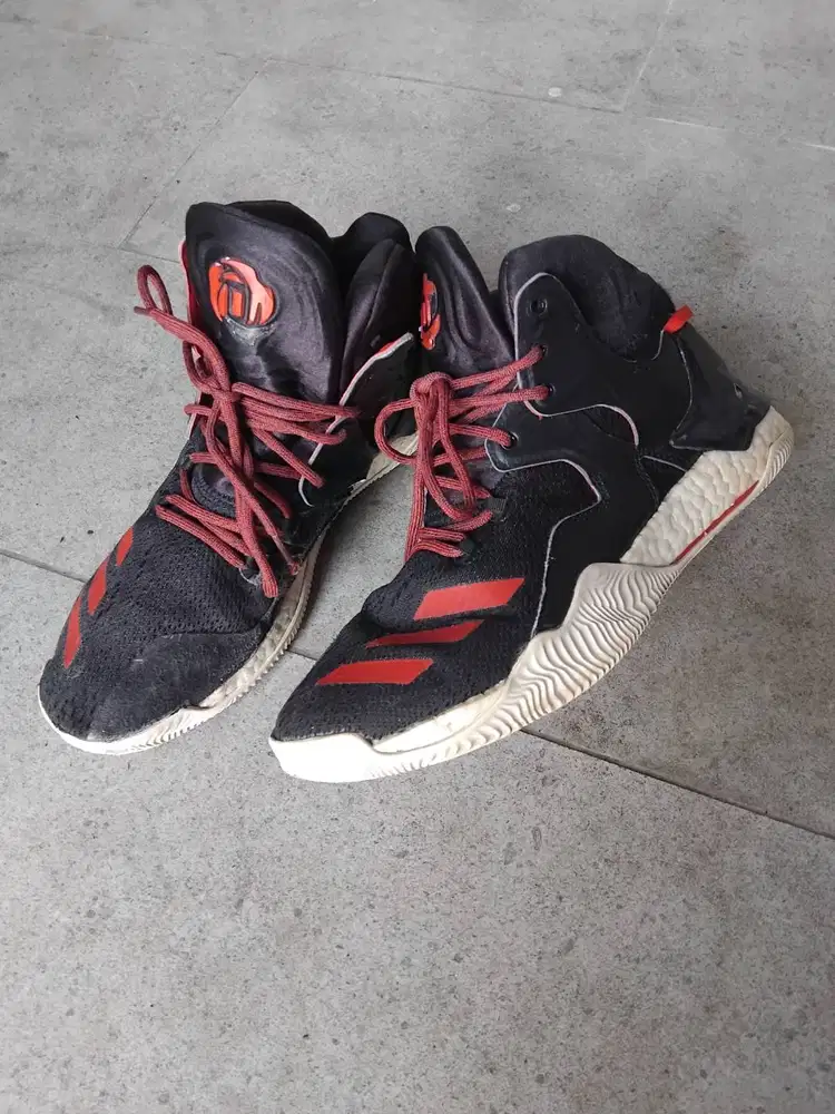 Sepatu Basket D rose 7