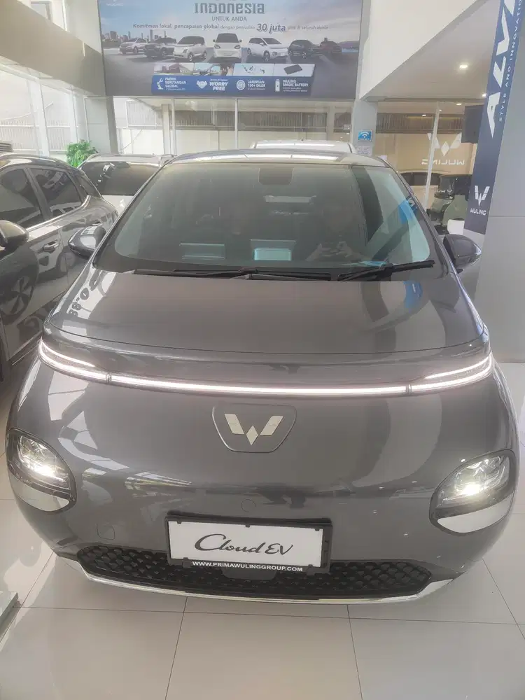 Wuling Cloud EV 2024 Listrik