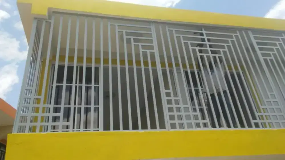 Teralis minimalis moderen luar ruangan berkualitas