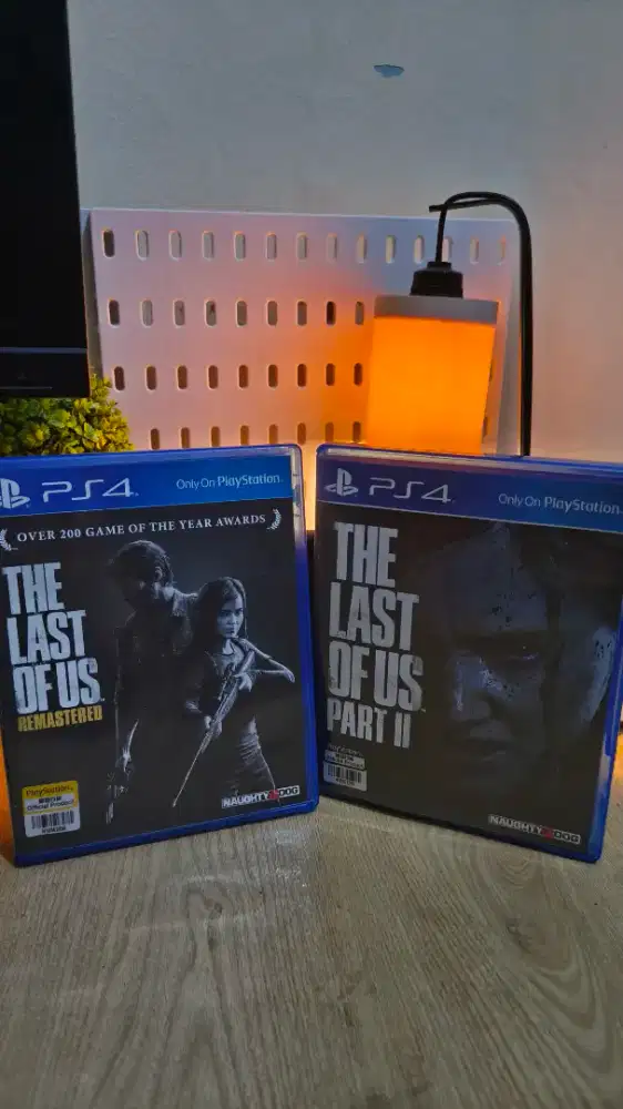 Kaset Bd Ps4 PlayStation 4 The Last Of Us 1 dan 2