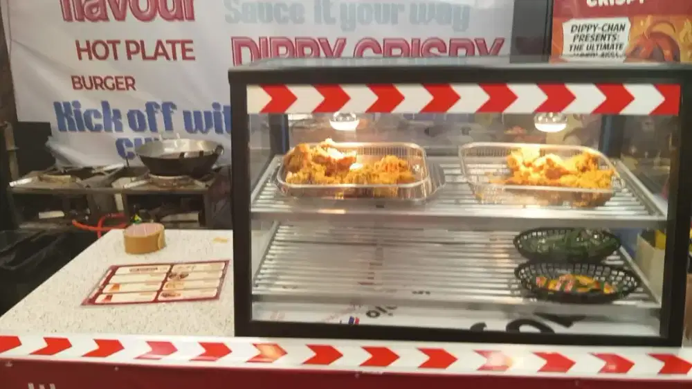 Loker Penjaga stand food