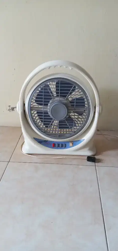 Servis kipas angin magicom blender setrika Rice cooker