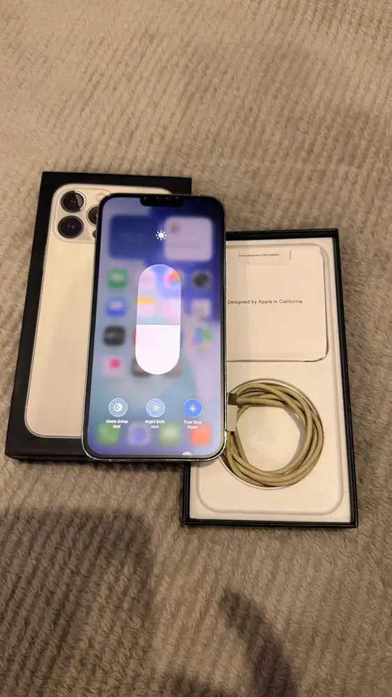 Apple Iphone 13 Promax 512GB Silver Mulus Lengkap Terdaftar