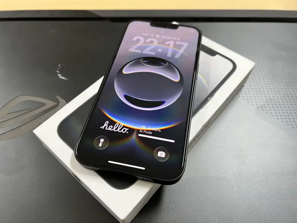 iPhone 16e black ibox