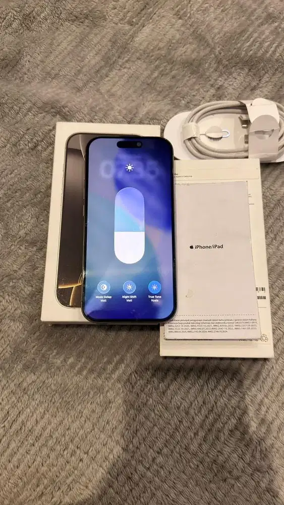 Apple Iphone 16 Pro 128GB Natural Resmi Ibox Mulus Lengkap
