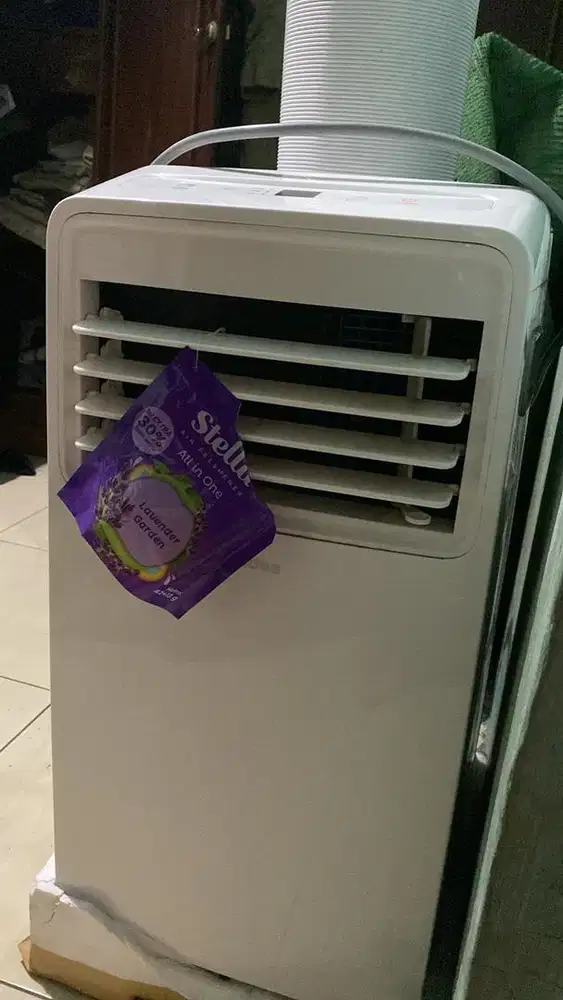 Ac portable midea 1/2 pk