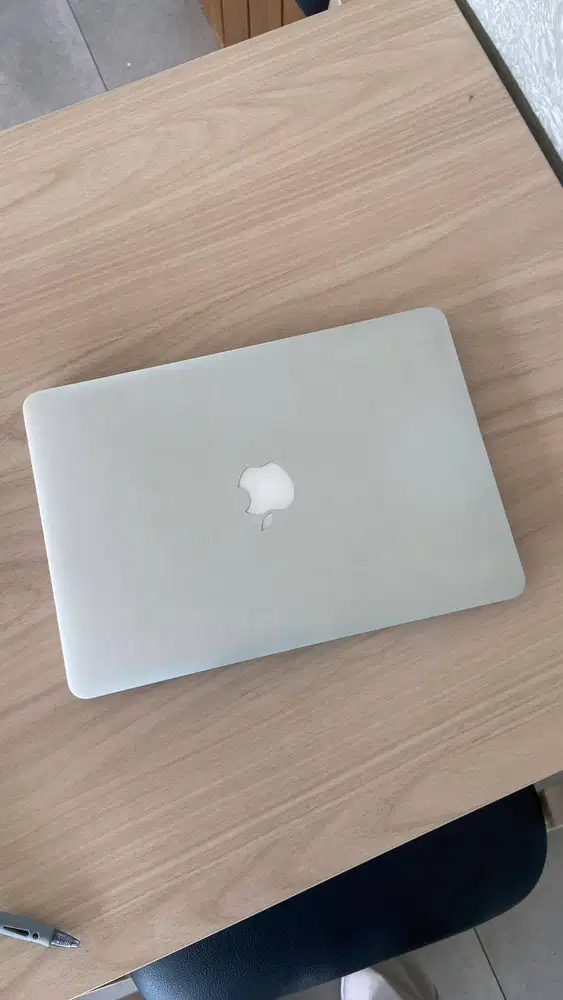 APPLE MACBOOK PRO 2015 i5 SECOND