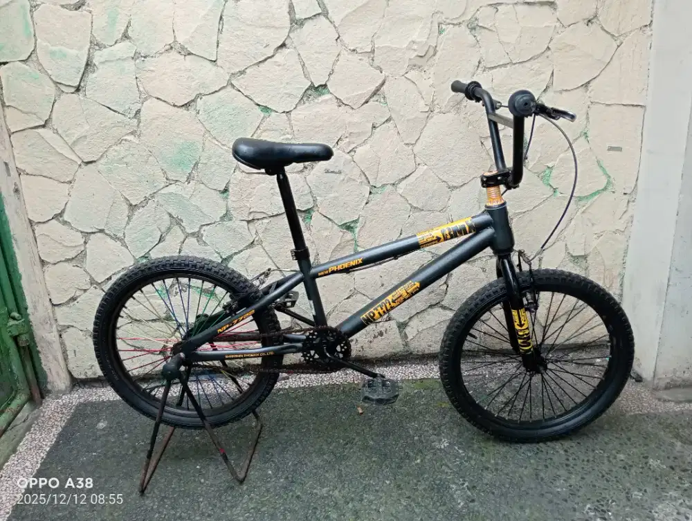 Jual butuh sepeda BMX Phoenix UK 20 kondisi normal siap gowes