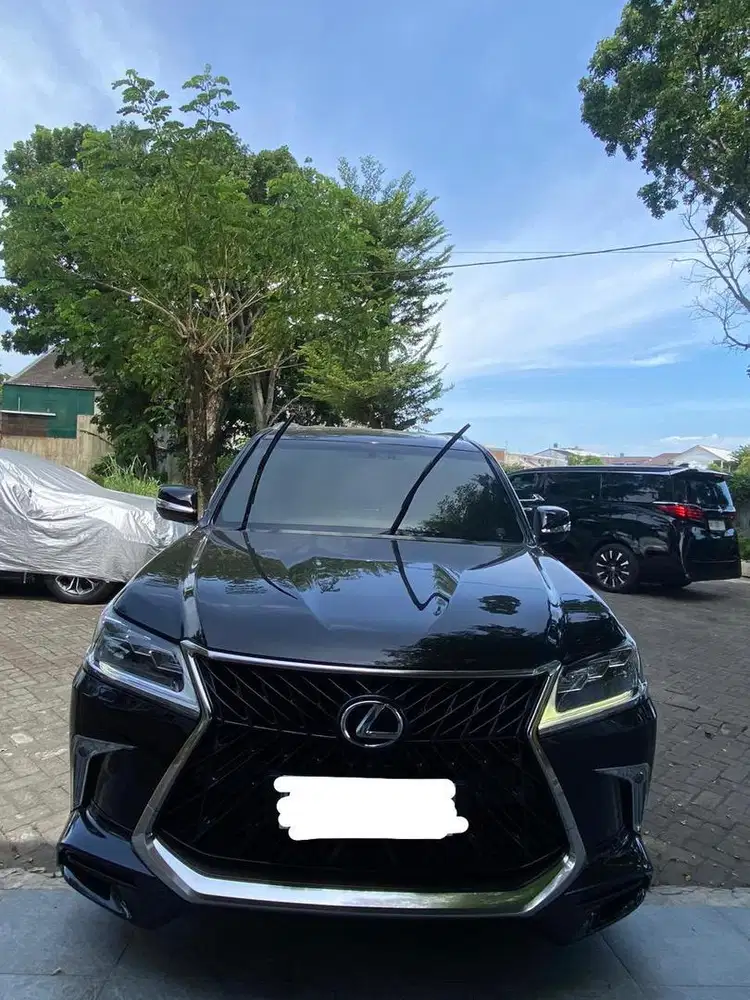 Lexus LX570 Sport 4x4