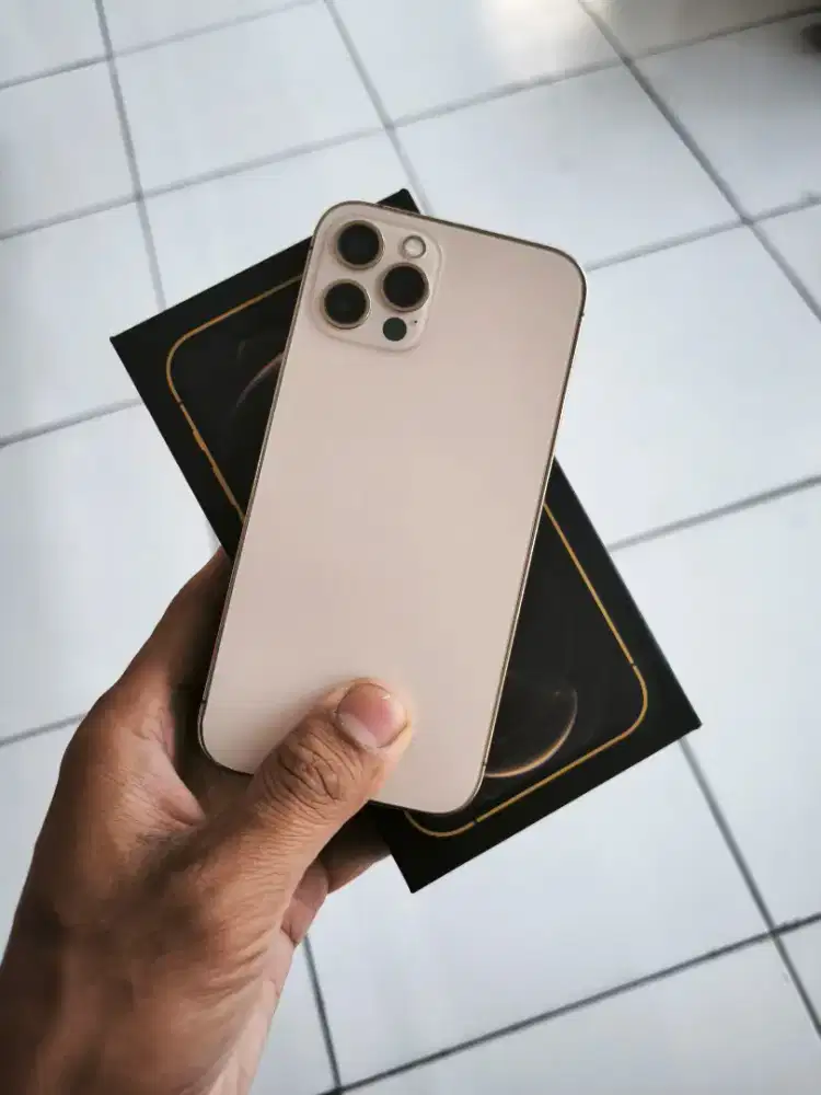 iphone 12 pro 128gb fullset indosat/3 only