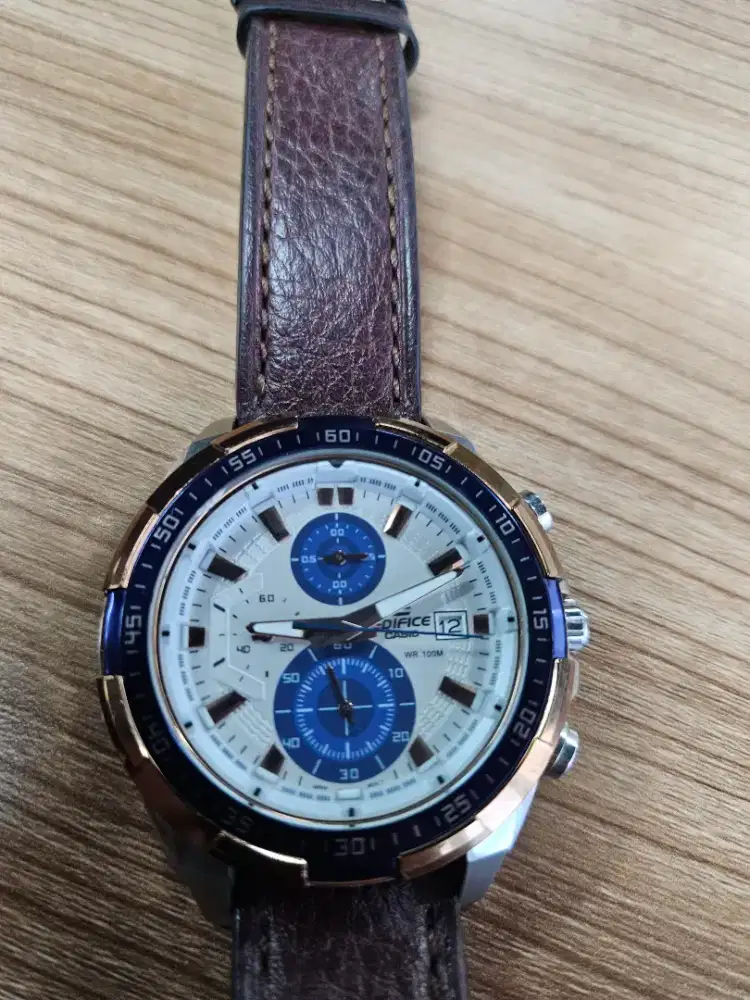 Jam Tangan Casio Edifice Dial Putih Crown Gold