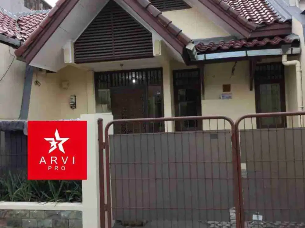Rumah Strategis di Meetland Ujung Menteng Cakung