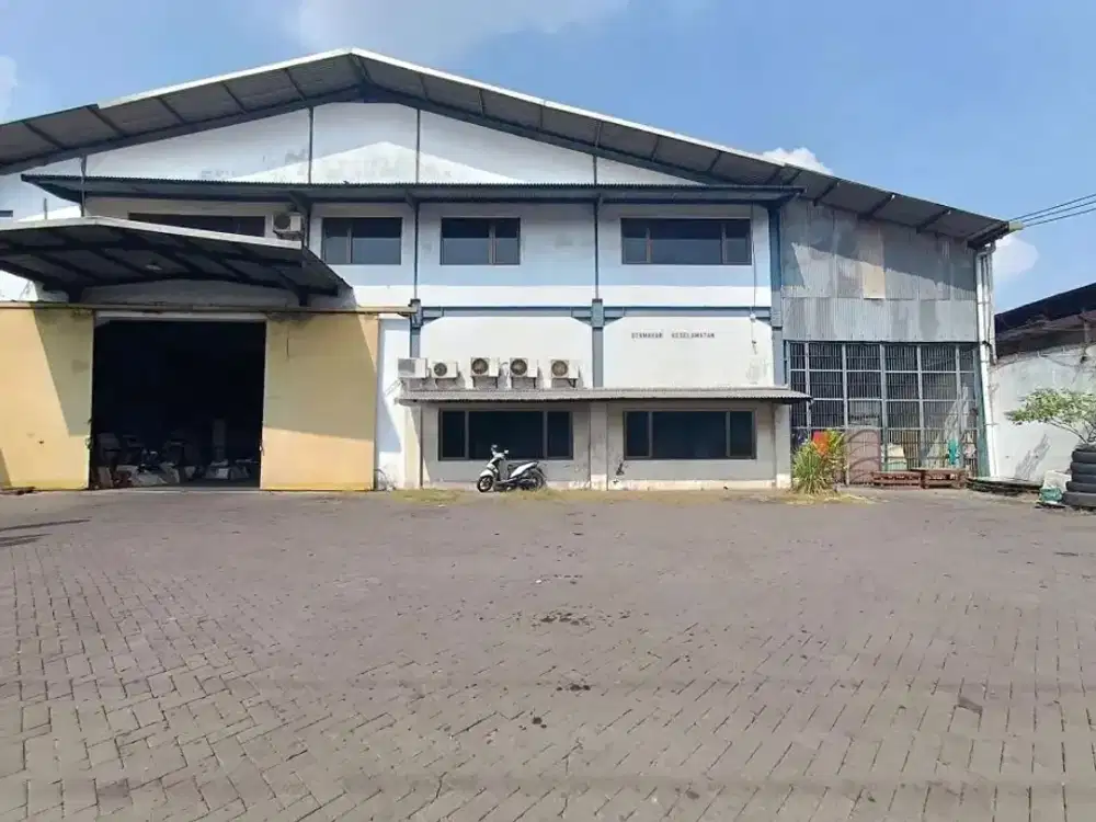 Gudang Bebas Banjir Murah Margomulyo Akses Kontainer Dekat Perak