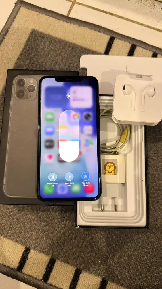 Dijual Iphone 11 Promax 256GB Grey Lengkap Terdaftar