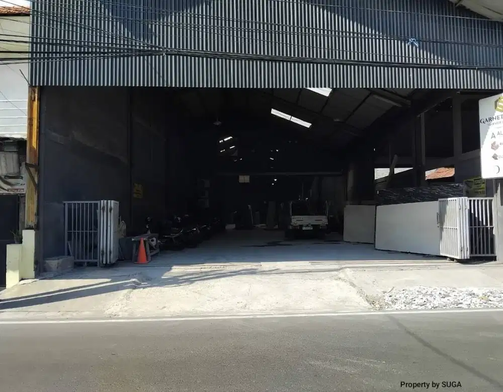 Dijual  Bangunan Komersial Raya Wiyung Surabaya Barat