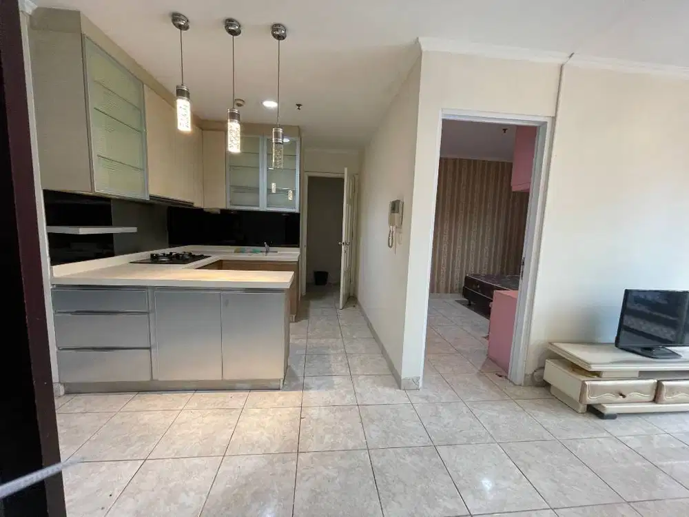 Frenchwalk MOI Furnished