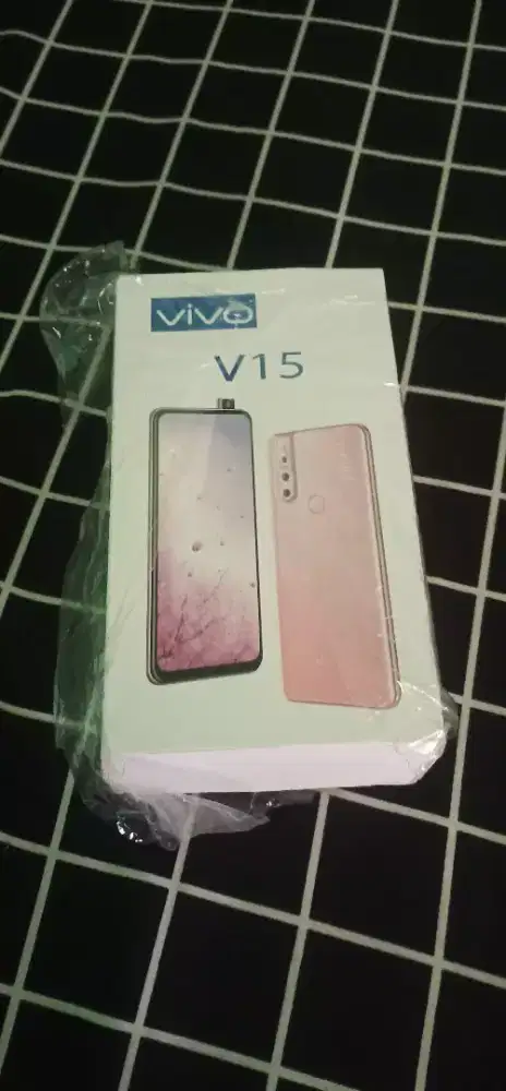 Vivo v15 ram 8/256gb like new