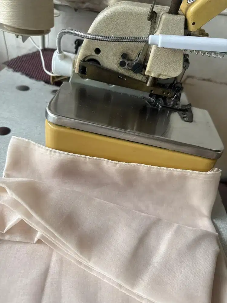 DI BUTUHKAN TUKANG NECI KERUDUNG SEGI EMPAT