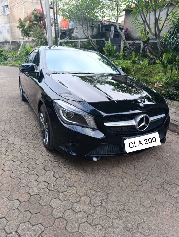 Mercedez Benz CLA - 200 (2014)