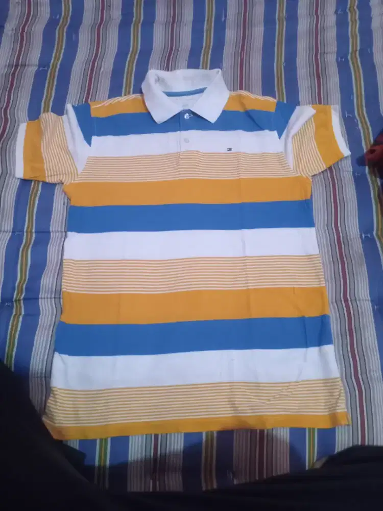 kemeja lengan pendek