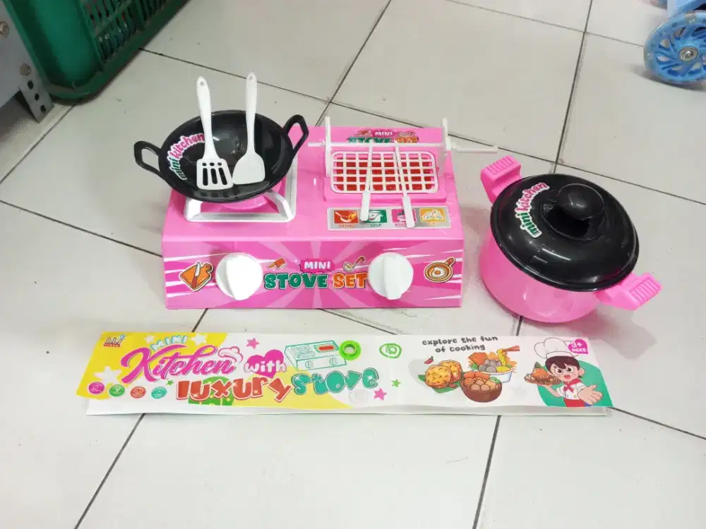 Mainan anak masak kompor baterai set