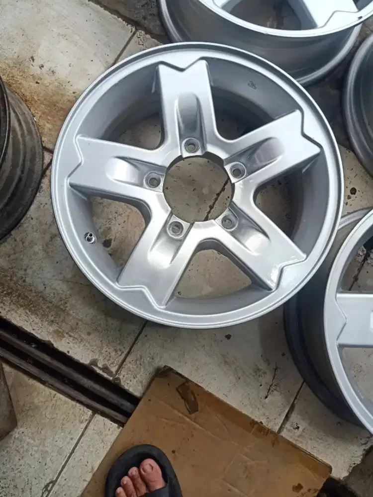 Jimny Vitara Escudo Taft perosa r15