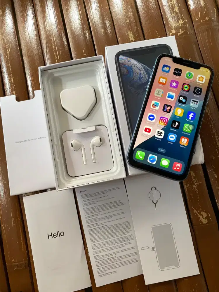 iPhone xr 64gb inter