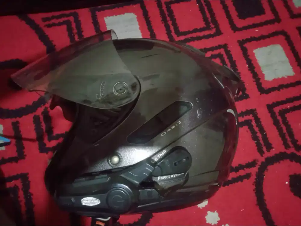 Helm KYT + intercome