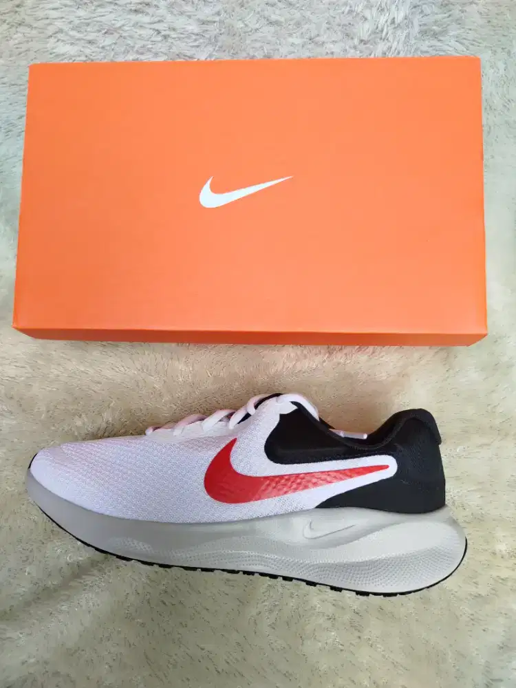 Jual sepatu running pria nike revolution 7 no 40.5 BARU ORIGINAL MURAH