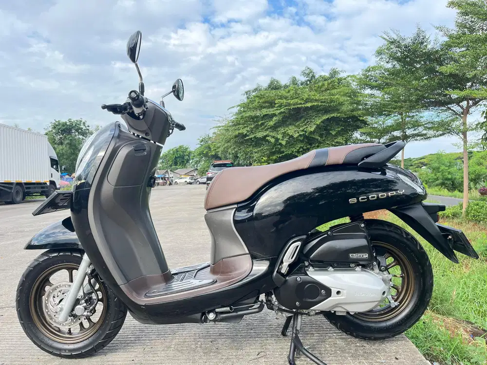 HONDA SCOOPY PRESTIGE KEYLESS TAHUN 2022