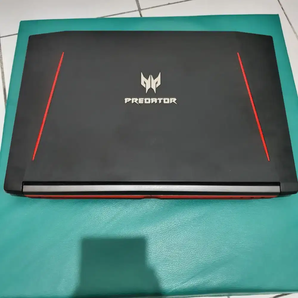 Acer predator Helios 300