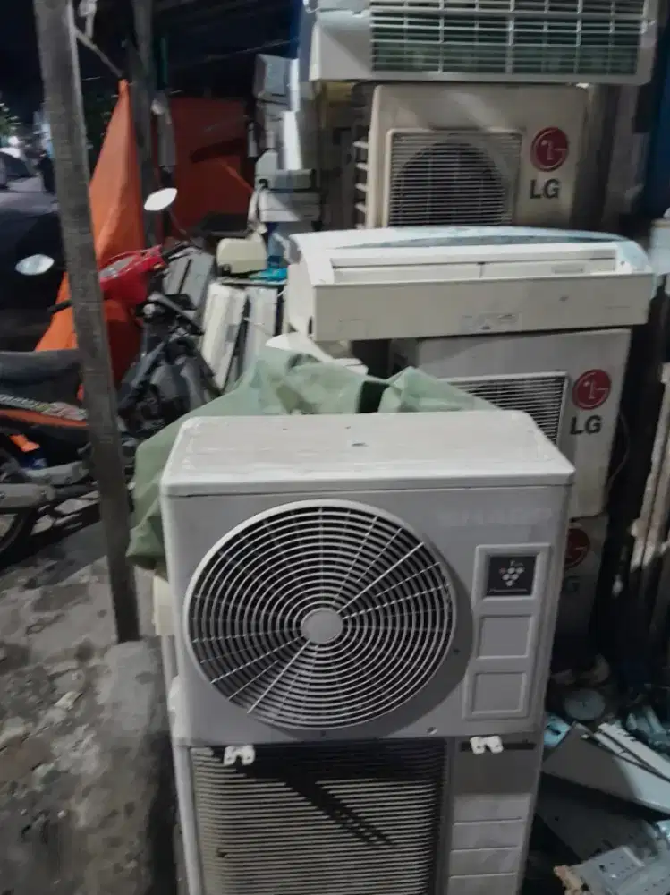 Pusat spesialis AC bekas dan AC rusak jakarta