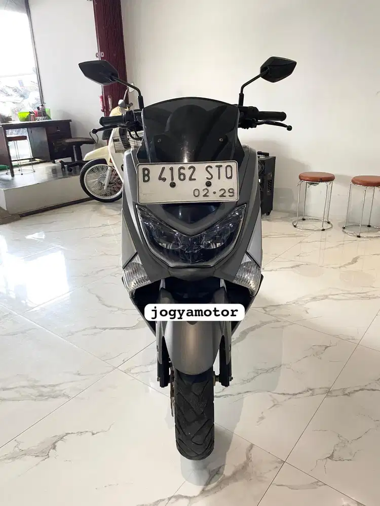 (A) Yamaha Nmax Tahun 2018