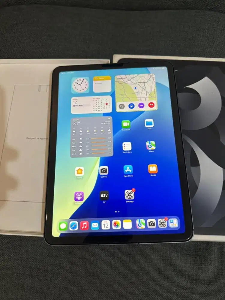IPad Air 5 256gb Wifi + Celluler Fullset Mulus Ex iBox