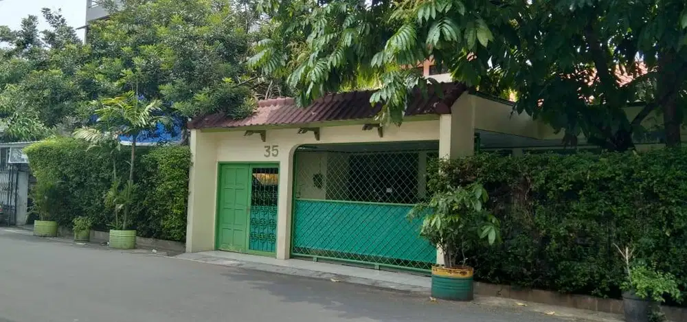 DIJUAL RUMAH DI PEJOMPONGAN JAKARTA PUSAT