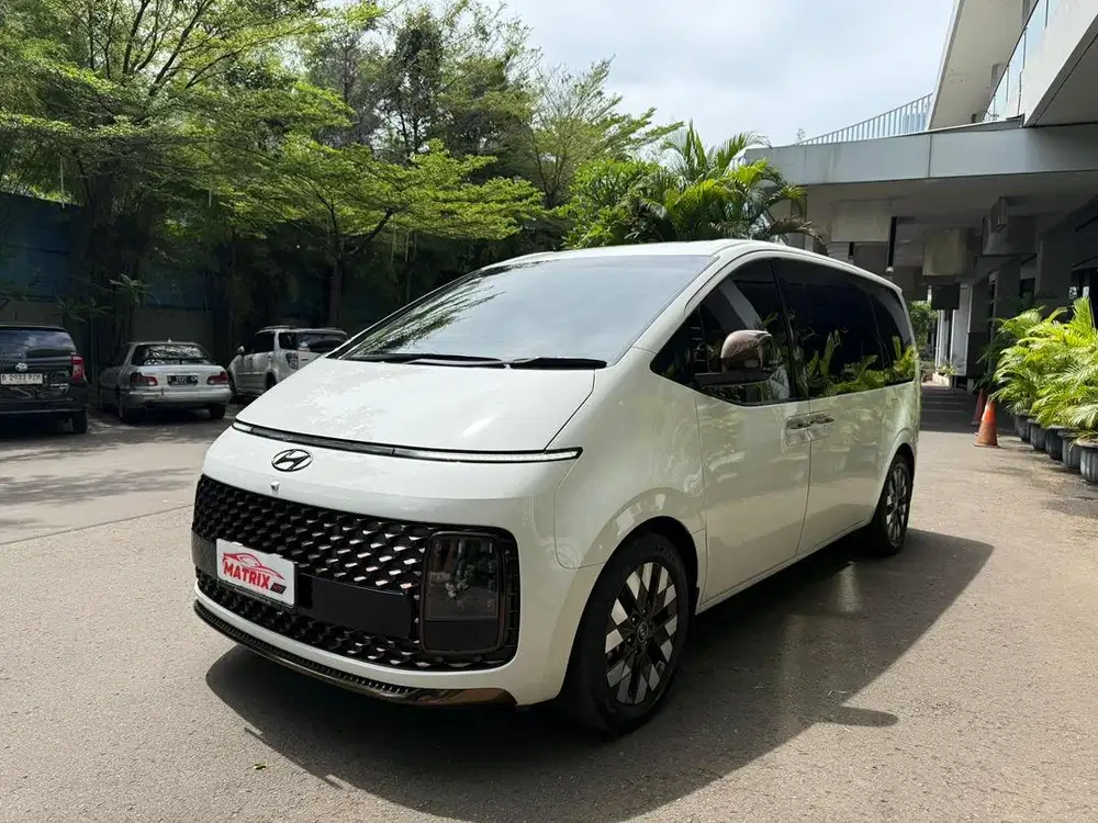 Hyundai Staria 2.2 signature 2024 9 seater
