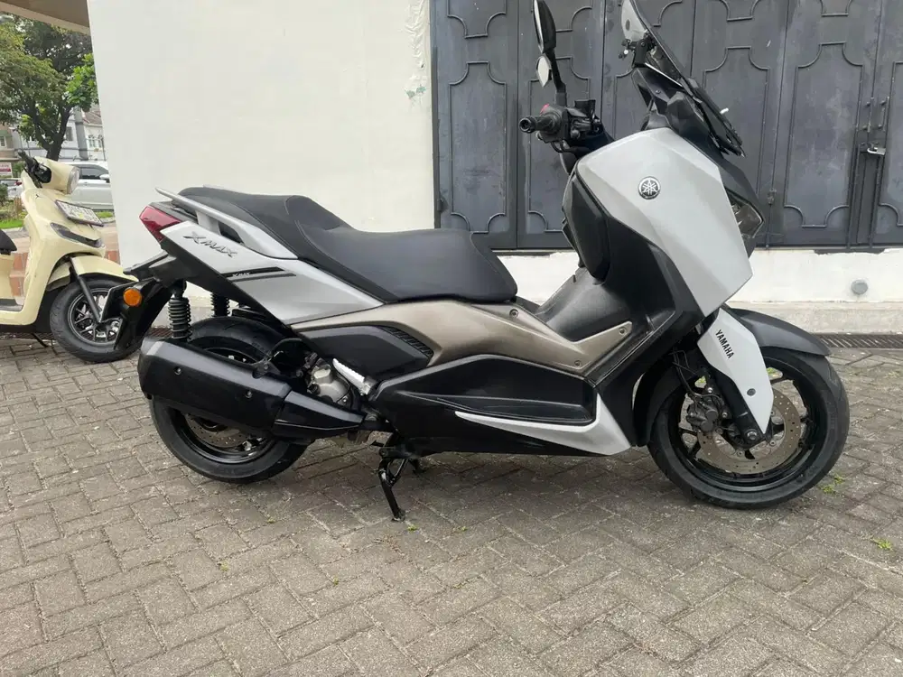 Xmax 250 connected (2023)