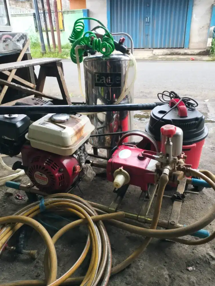 Steam motor dan mobil salju