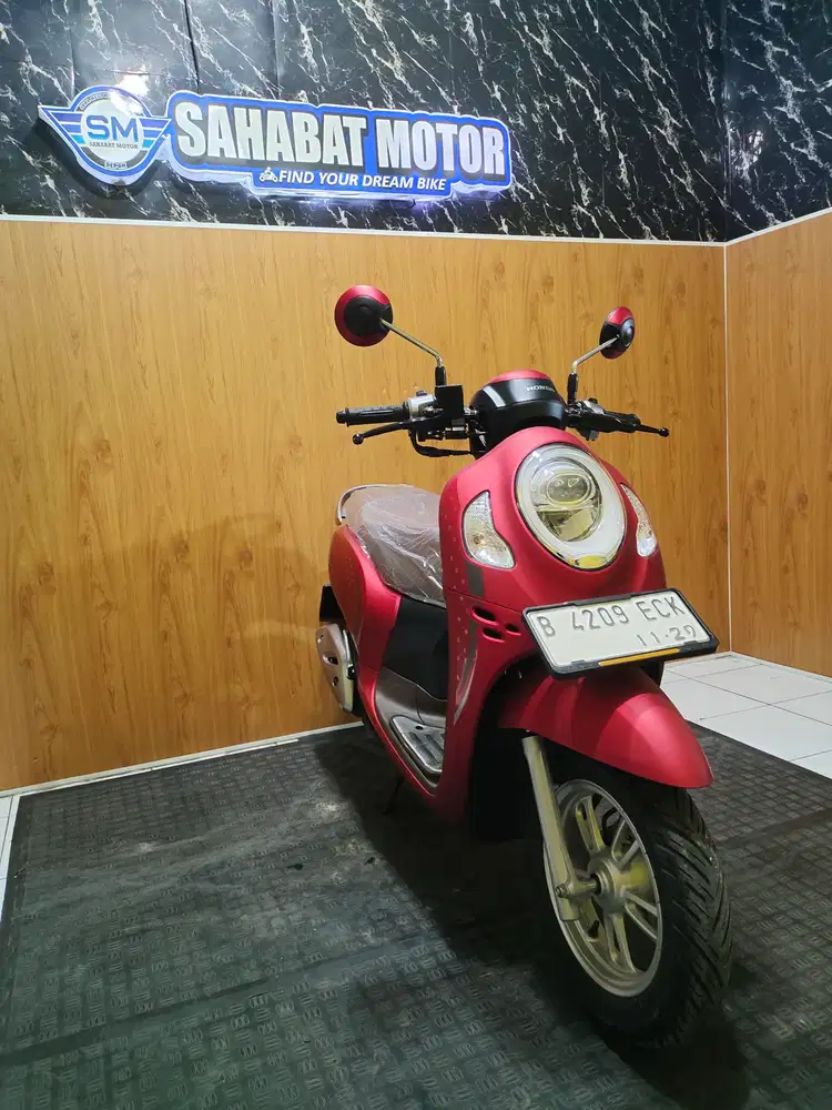 SCOOPY STYLISH TH 2024 SIAP PAKAI
