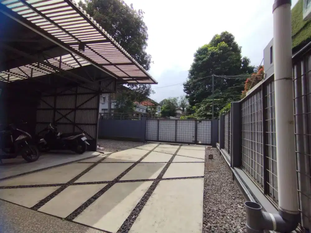 JUAL CEPAT:  RUMAH VILLA 2 lantai bagus, Industrial style,  siap huni  di wangunsari  cijengkol Lembang