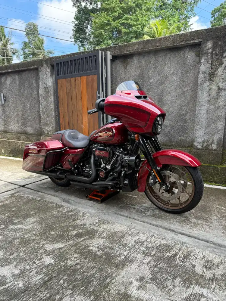 HARLEY DAVIDSON STREET GLIDE S 2023