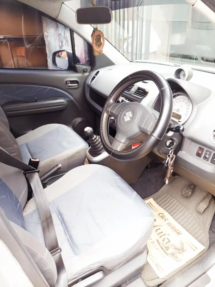 Suzuki Splash 2011 Bensin