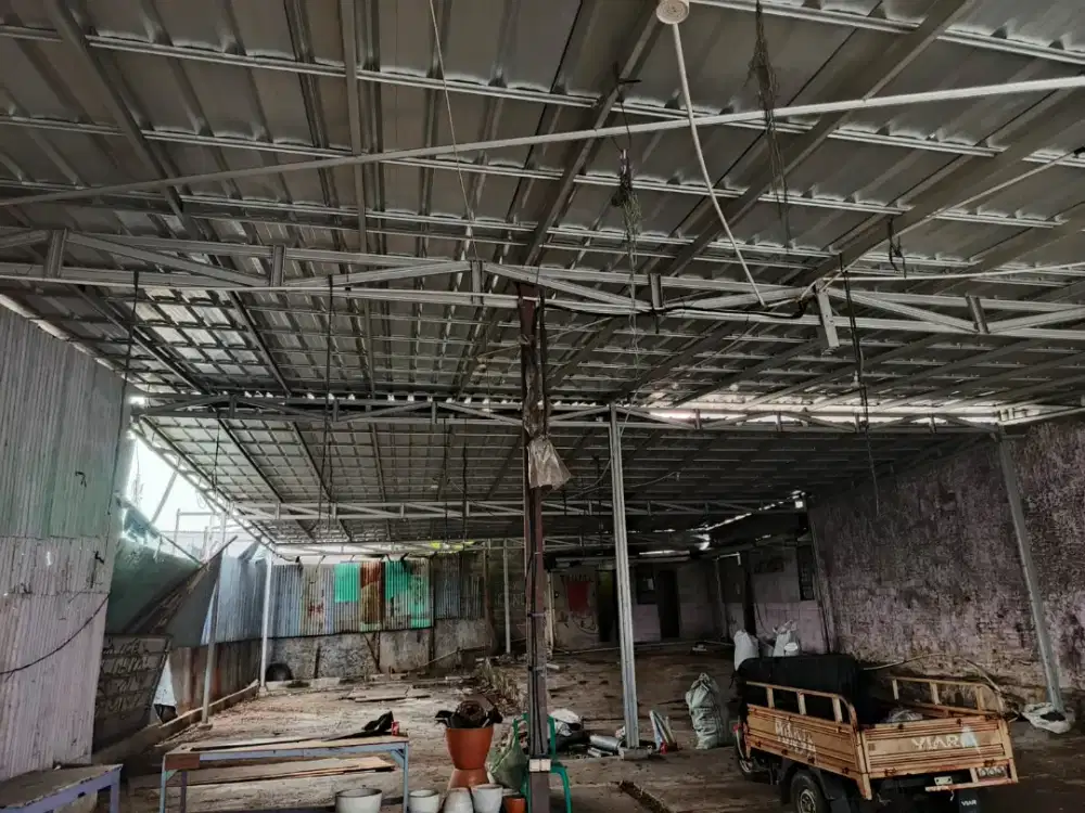 Dijual seng bekas bangunan