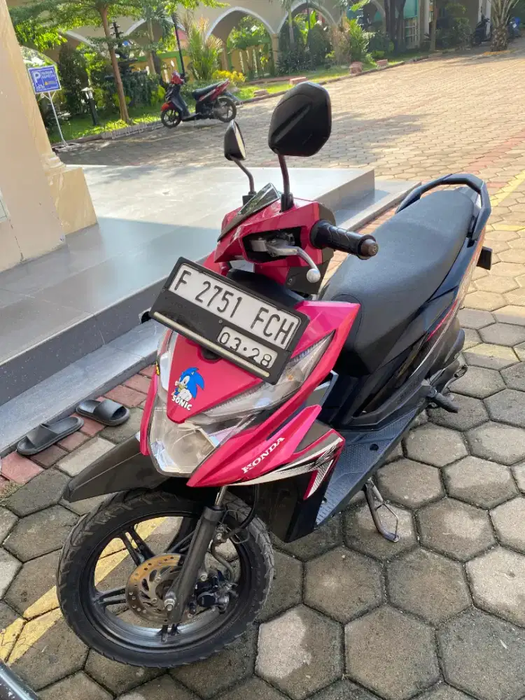 Honda Beat 2018 CBS ISS MAGENTA
